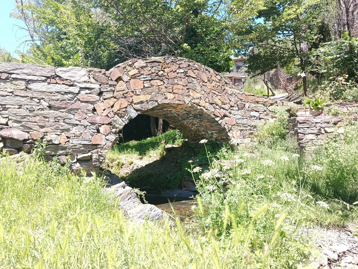 Patones en verano: escapar del calor de Madrid sin irse lejos 2 Entorno y naturaleza El Origen Patones de Arriba