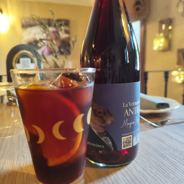 Vermut en El Origen Patones de Arriba — aperitivo cocina de mercado sierra norte